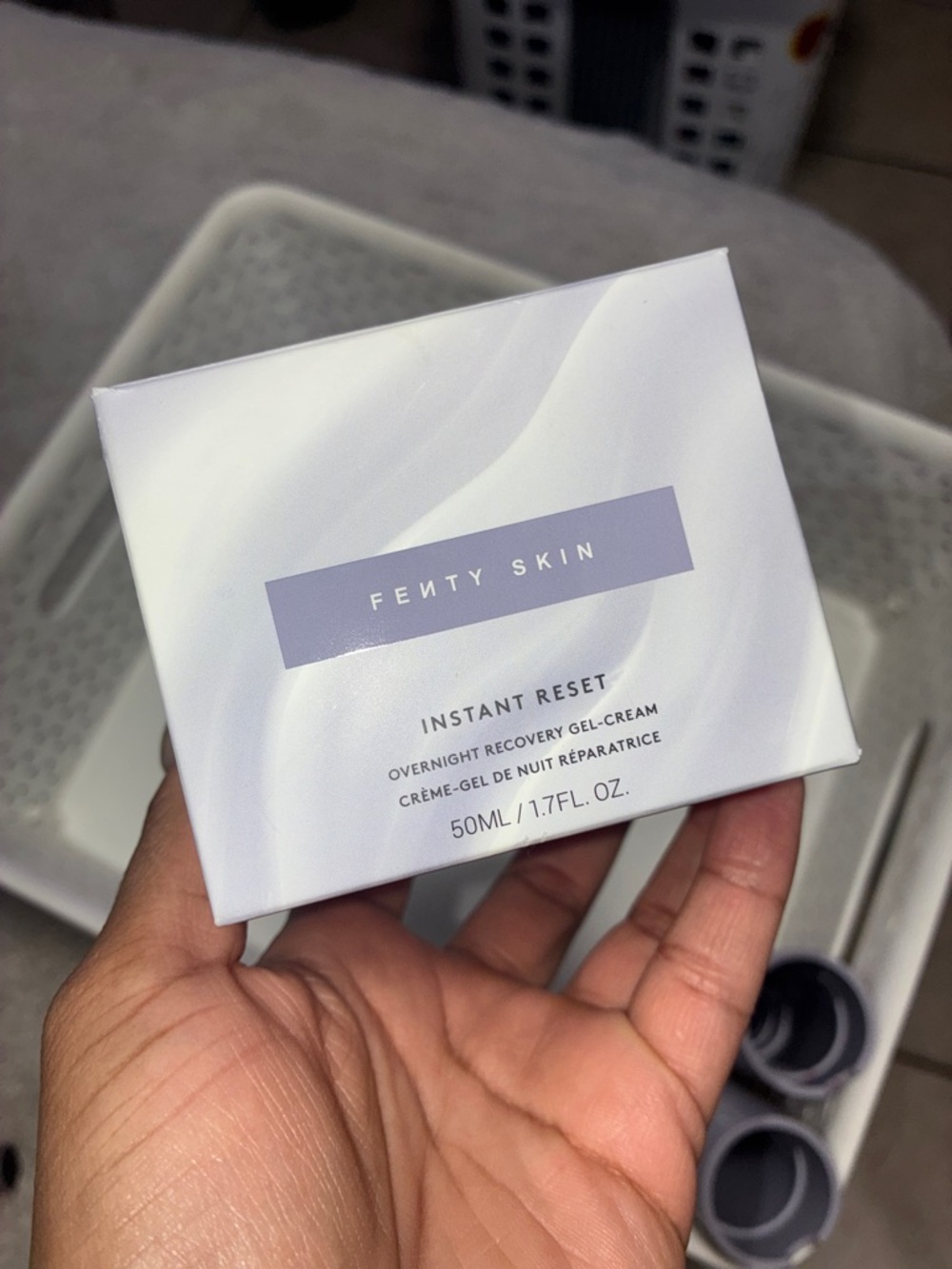 Instant Reset Overnight Recovery Gel-Cream - White